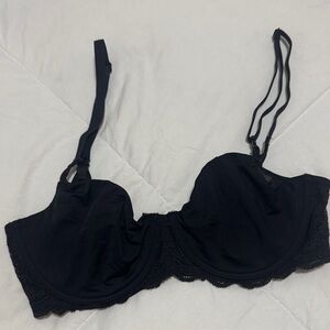 Victorias Secret’s Dream Angels Black Lace Bra - Sz 32D